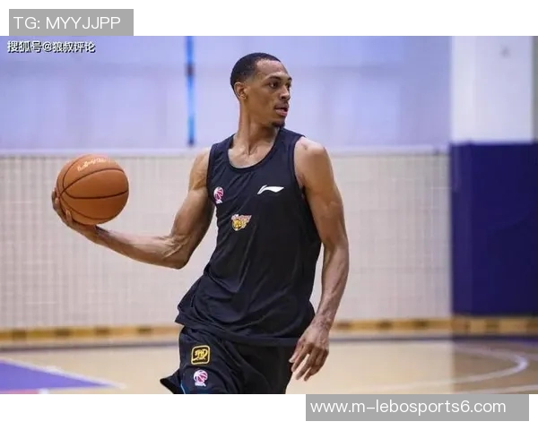 广东男篮正式签约库克澳洲NBL赛季表现出色场均得分167